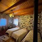 Oda ve Kahvaltı Ballkon Turi Pellumbas